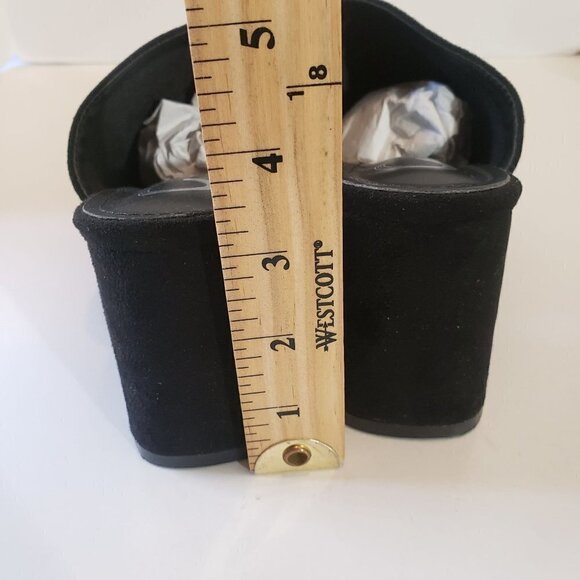 Journee Collection Adelaide slides size 7.5 - Picture 10 of 10